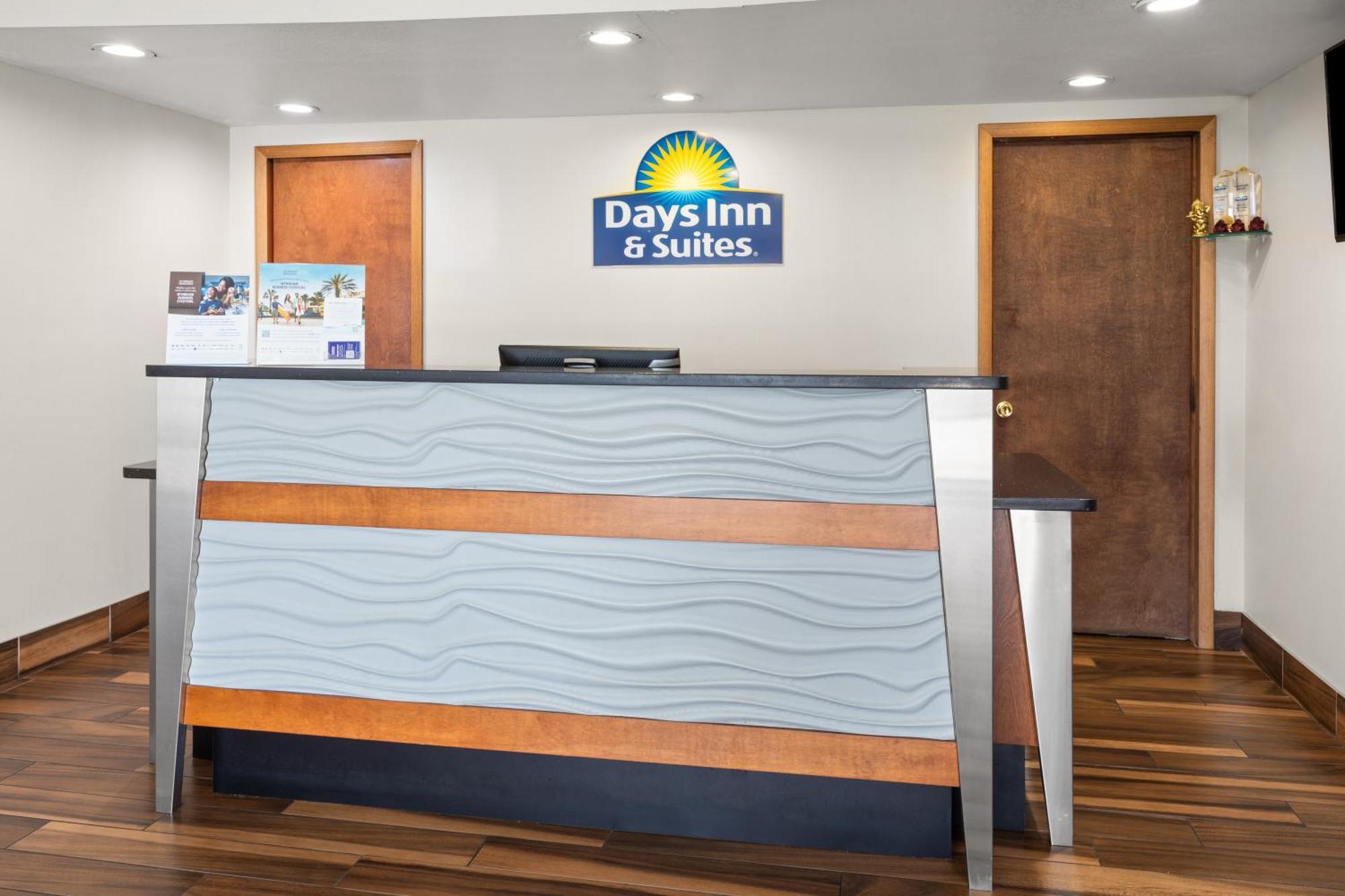 Days Inn By Wyndham Wauseon Ngoại thất bức ảnh